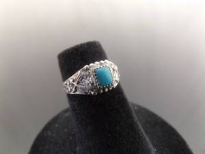 lot 42 image: .925 Sterling Silver Navajo Sleeping Beauty Turquoise Square Cabochon&nbspRing Size 4