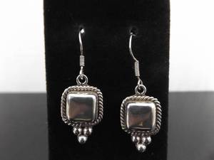 lot 99 image: .925 Sterling Silver Dangle Hook Earrings