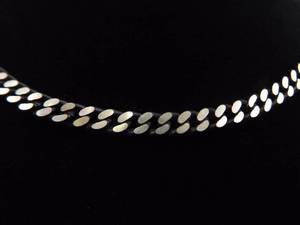 lot 24 image: .925 Sterling Silver Thick Heavy Cuban Link Necklace