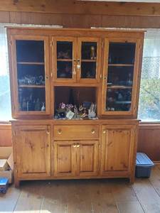 Pine Hutch