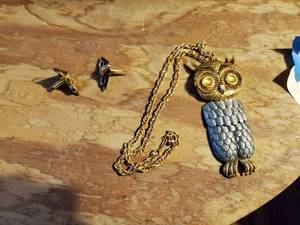 Necklace & Cuff Links