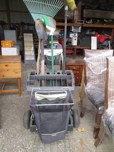 Vertex Garden cart. Has very nice w...