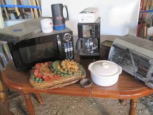 Oster Countertop Microwave, toaster...