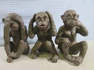 lot 27 image: (RM2) 3pc No Evil Monkeys Figures S...