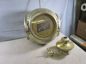 lot 72 image: (D-1) Vintage Schlitz Beer Hanging ...