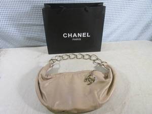 lot 76 image: (CSB) Chanel Purse Made in Italy...