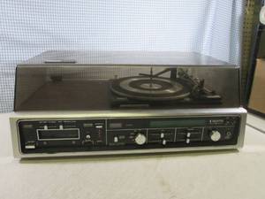 lot 115 image: (RM2) Zenith Allegro Sound System M...