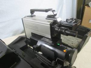 lot 120 image: (D-2) Panasonic VHS OmniMovie Camer...