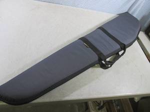 lot 142 image: (CAC) Allen Soft Padded Gun Case 47...