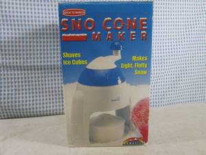 lot 169 image: (EC1) Back to Basics Sno Cone Maker...