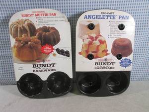 lot 170 image: (CSB) Bundt Muffin Pan and Angelett...