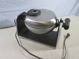 lot 227 image: (CS) Oster Rotary Waffle Maker...