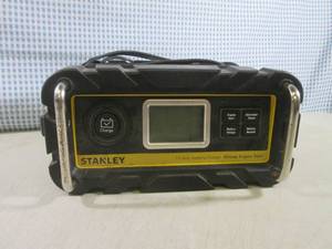 lot 239 image: (BSB) Stanley 15 Amp Battery Charge...