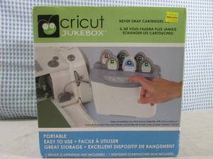 lot 270 image: (BSB) Cricut Jukebox Portable ...