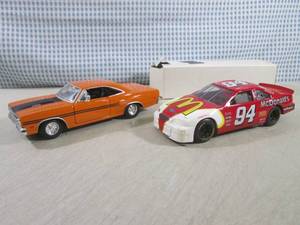 lot 276 image: (EC1) Die-Cast Metal 1970 Plymouth ...