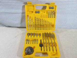 lot 336 image: (BS) Assorted Drill Bits and Driver...