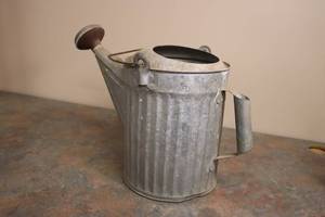 lot 39 image: Sprinkling Can