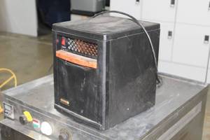 lot 24 image: EdenPURE A3729 GEN3 Commercial Quartz Infrared Portable Heater