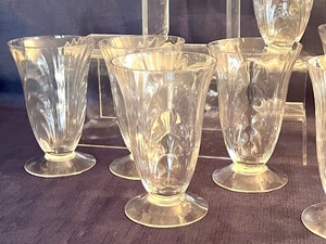 lot 38 image: Set of 15 Vintage Cambridge Caprice Footed Tumblers