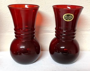 lot 93 image: Royal Ruby Glass Vases