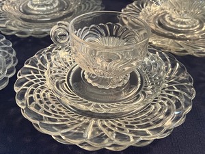lot 43 image: Beautiful Vintage Cambridge Caprice Clear Glass Luncheon Set