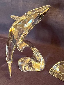 lot 4 image: Swarovski Paikea Whale Figurine with Plaque