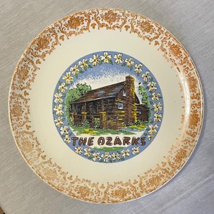 lot 102 image: Items from the Ozarks