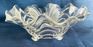 lot 219 image: Two Vintage Cambridge Caprice Footed Serving Bowls