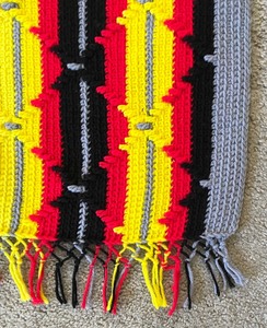 lot 220 image: Colorful Vintage Afghan
