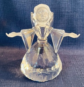 lot 363 image: Darling Swarovski Crystal Angel Figurine with Original Box and Certificate