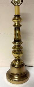 lot 379 image: Vintage Brass Table Lamp