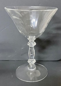 lot 386 image: 16 Vintage Cambridge Caprice Martini Glasses