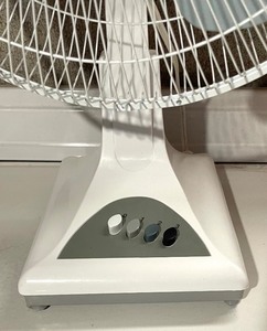 lot 396 image: Comfort Zone Oscillating Fan