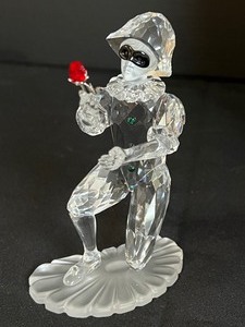 lot 349 image: Swarovski Collectors Society 2001 Masquerade Harlequin Figurine