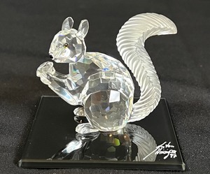lot 342 image: Swarovski 10th Anniversary Edition Squirrel Figurine