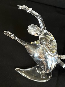 lot 346 image: Swarovski Magic of Dance Annual Edition 2004