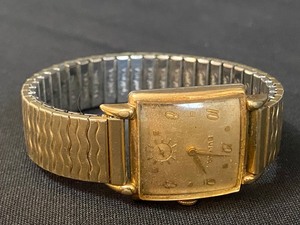 lot 307 image: Vintage Mens Bulova Watch