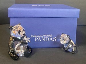 lot 18 image: Swarovski Collectors Society Endangered Wildlife 2008 Pandas
