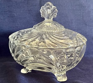 lot 162 image: Collection of Cambridge Caprice Glassware including a Covered Candy Dish, Handled Bowl and 8 Nut Dishes
