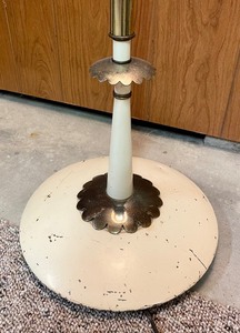 lot 149 image: Fantastic Vintage Floor Lamp