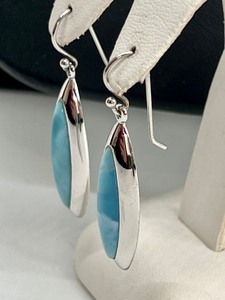lot 99 image: Beautiful Sterling and Larimar Earrings