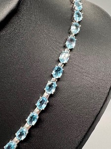 lot 125 image: Dazzling Sterling and Topaz Necklace