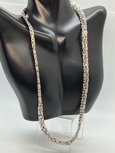 lot 201 image: 19 Beautifully Designed Sterling Necklace