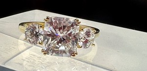 lot 2 image: Lovely Cubic Zirconia and 14k Ring