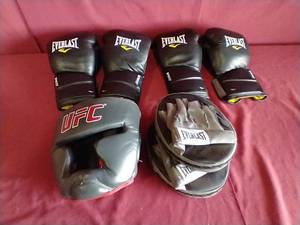 lot 36 image: Training Equipment