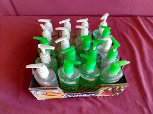 lot 49 image: (20) Hand Sanitizers