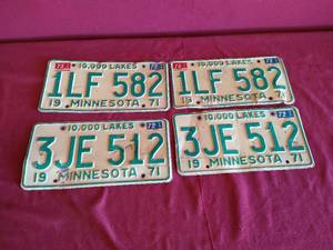 lot 53 image: (4) 1971 Minnesota License Plates