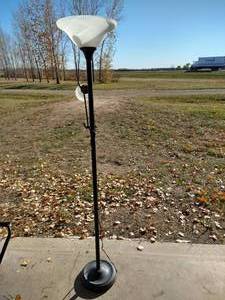 lot 59 image: Dual Floor Lamp