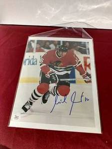 lot 105 image: Autographed Blackhawks Photo