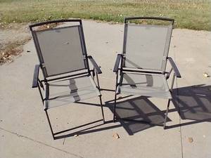 lot 134 image: (2) Outdoor Folding Chairs